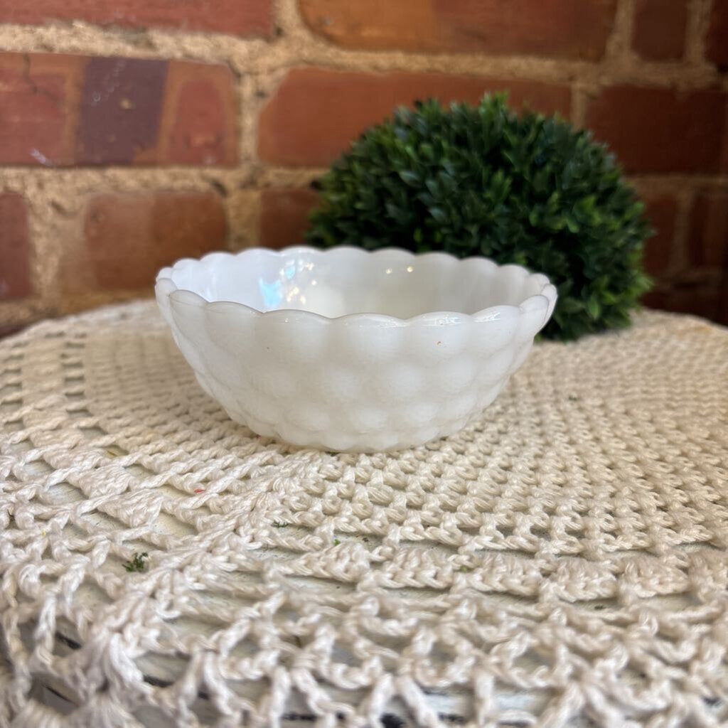ANCHOR HOCKING BUBBLE BERRY BOWL