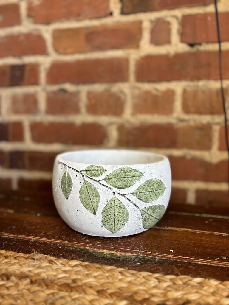 CEMENT PLANTER WITH LEAVES