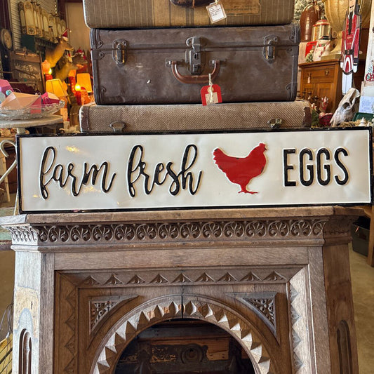 METAL FARM FRESH EGGS SIGN