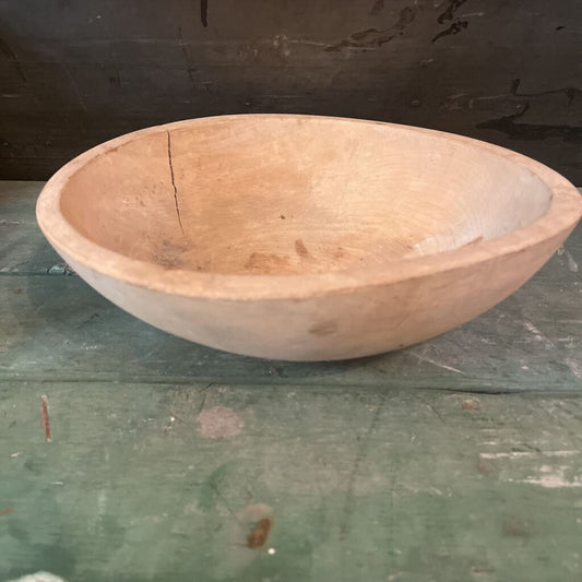 PRIMITIVE WOODEN DOUGH BOWL