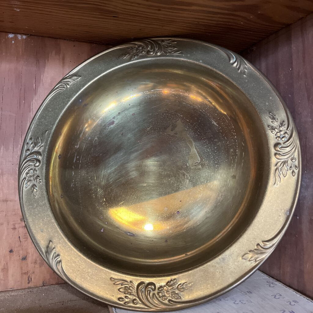 FLORAL EMBOSSED BRASS ASHTRAY