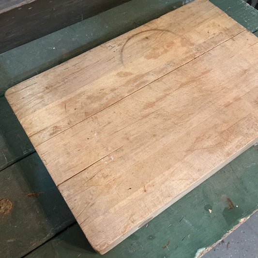 WOODEN BUTCHER BLOCK