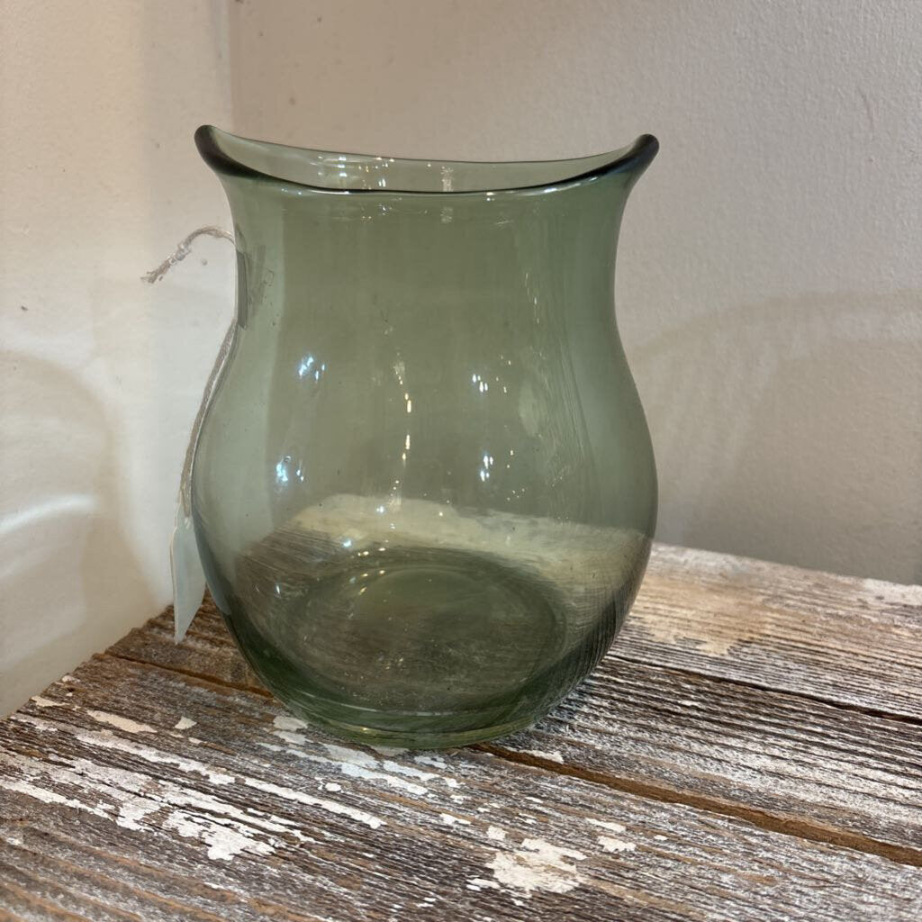 Sm Green Vase