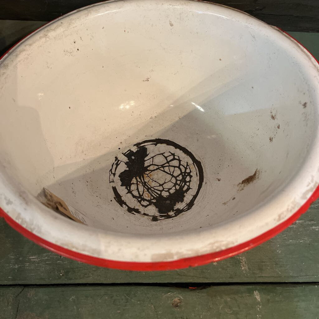 VINTAGE WHITE LARGE ENAMEL BOWL WITH RED TRIM