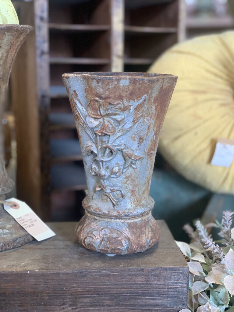 Cast Iron Vase Sm