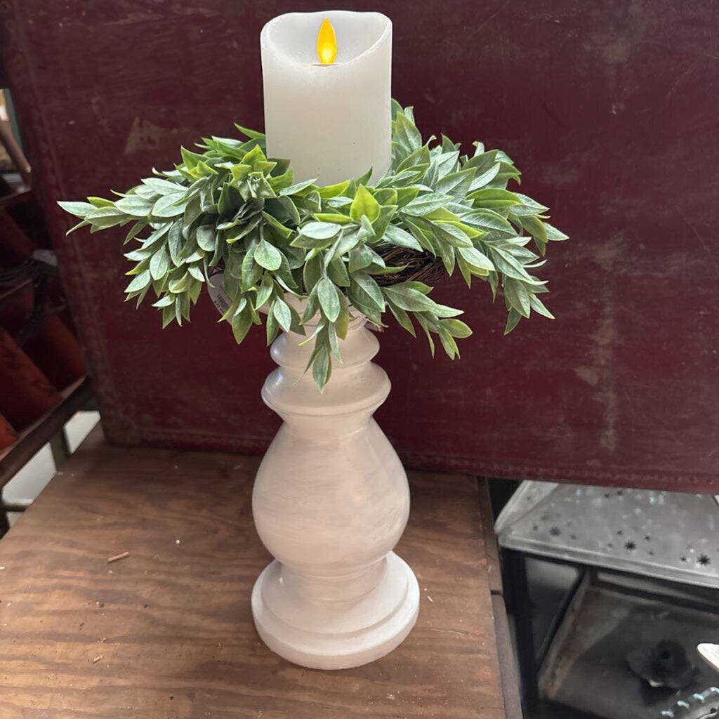 RESIN CANDLESTICK