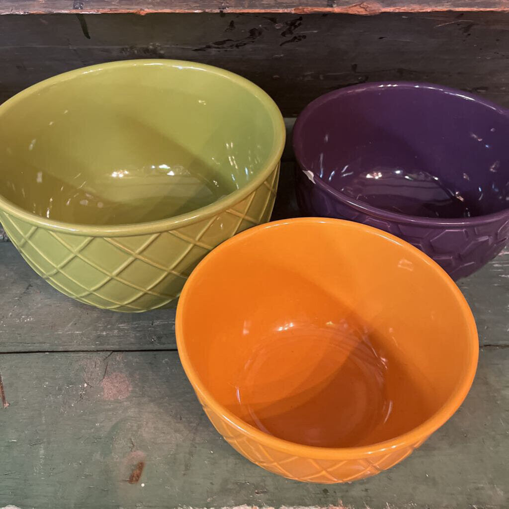 SET OF THREE SCM DESIGNS CERAMIC BOWLS