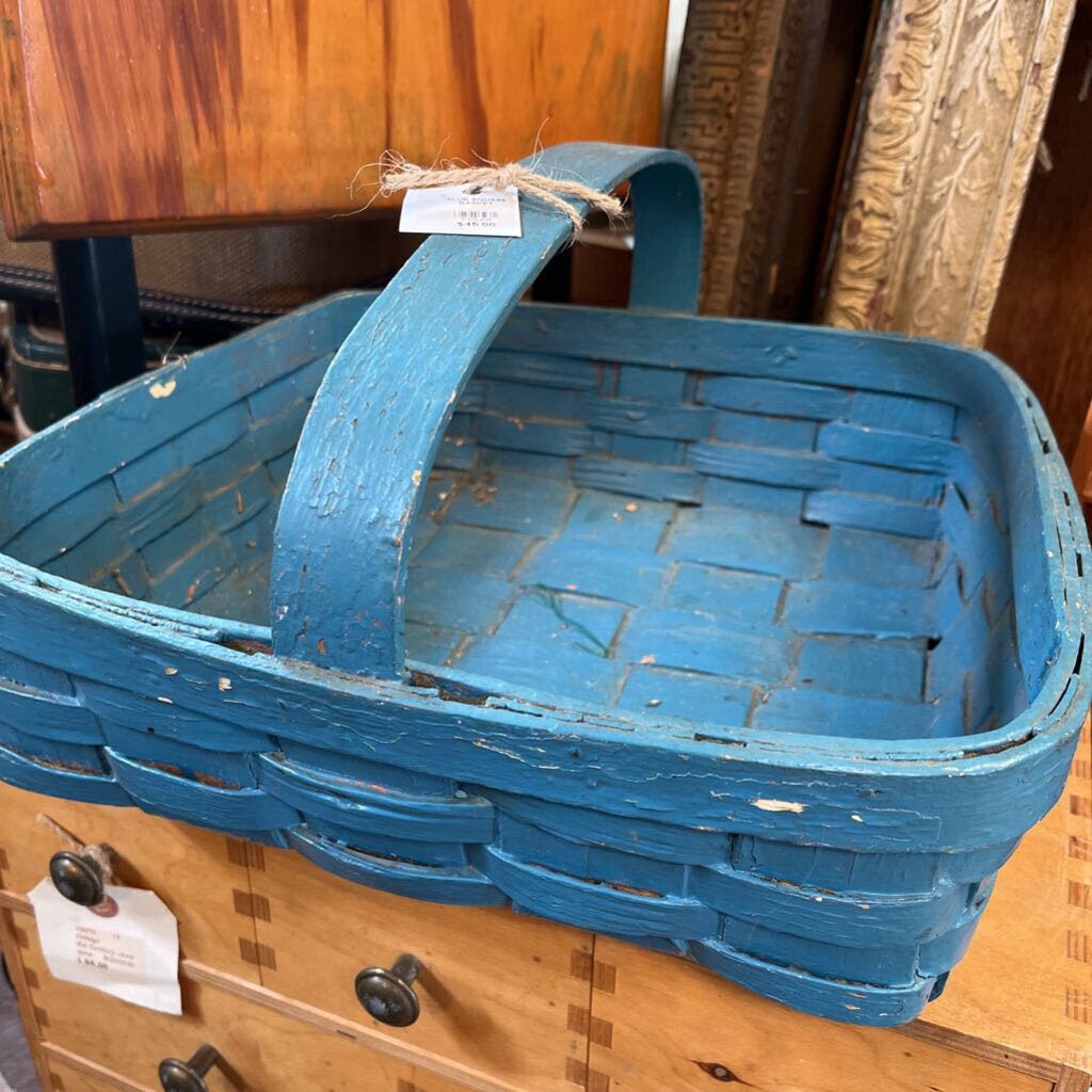 BLUE SQUARE BASKET