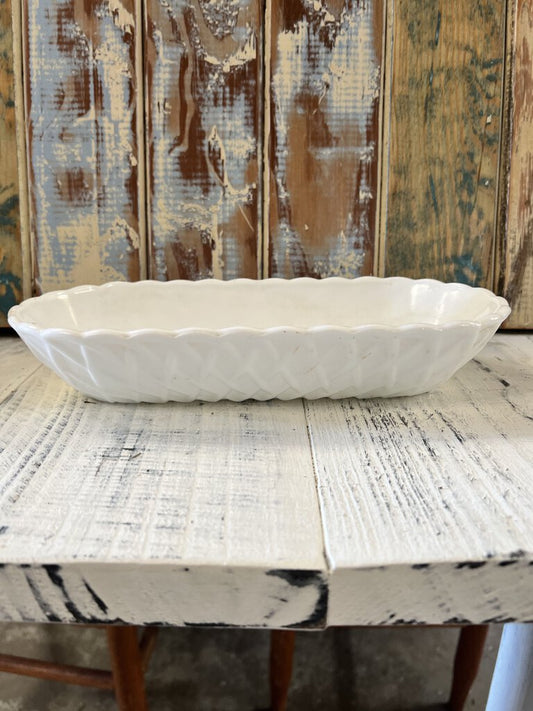 MILK GLASS OBLONG CELERY/PICKLE DISH