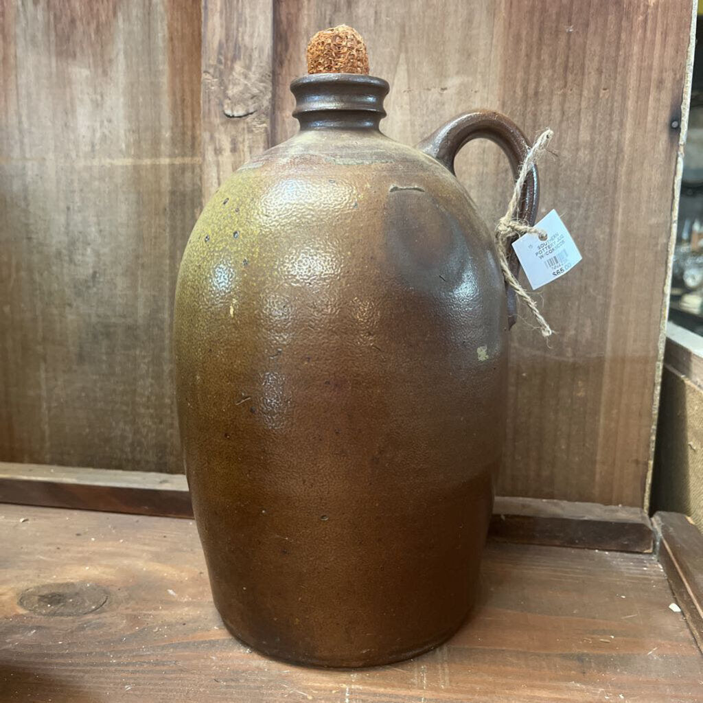 SOUTHERN POTTERY JUG W/CORNCOB