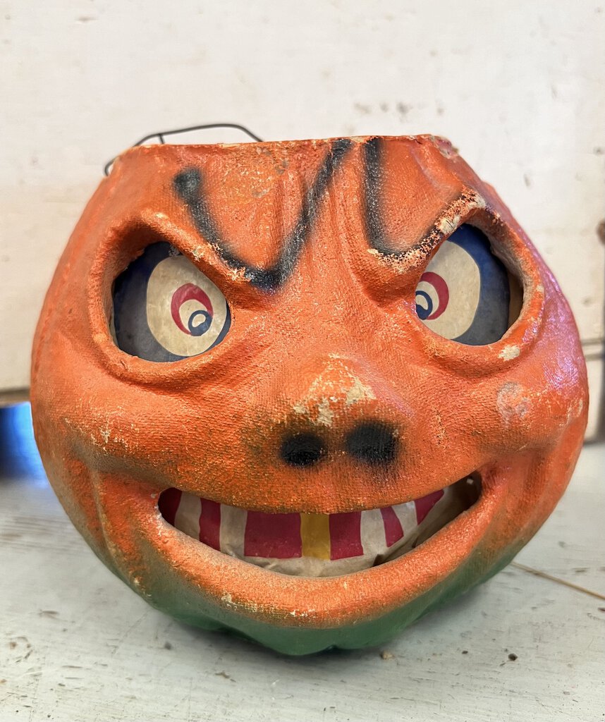 1940's PULP PAPER MACHE JACK O'LANTERN