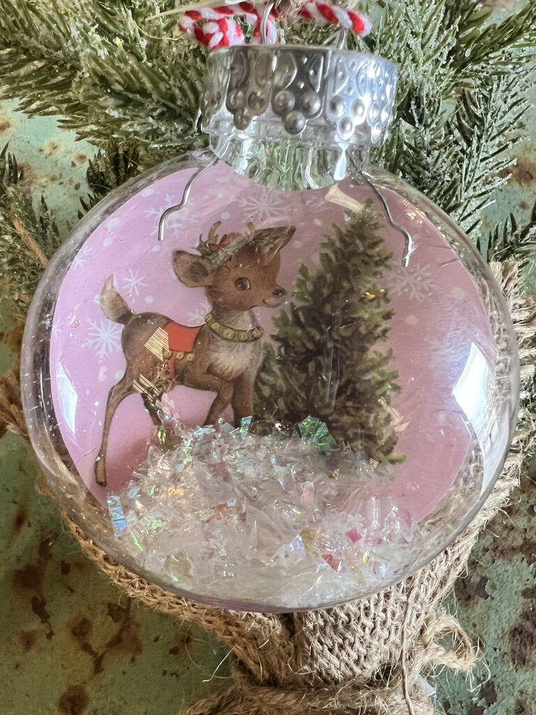 VINTAGE REINDEER ORNAMENT W/SNOW