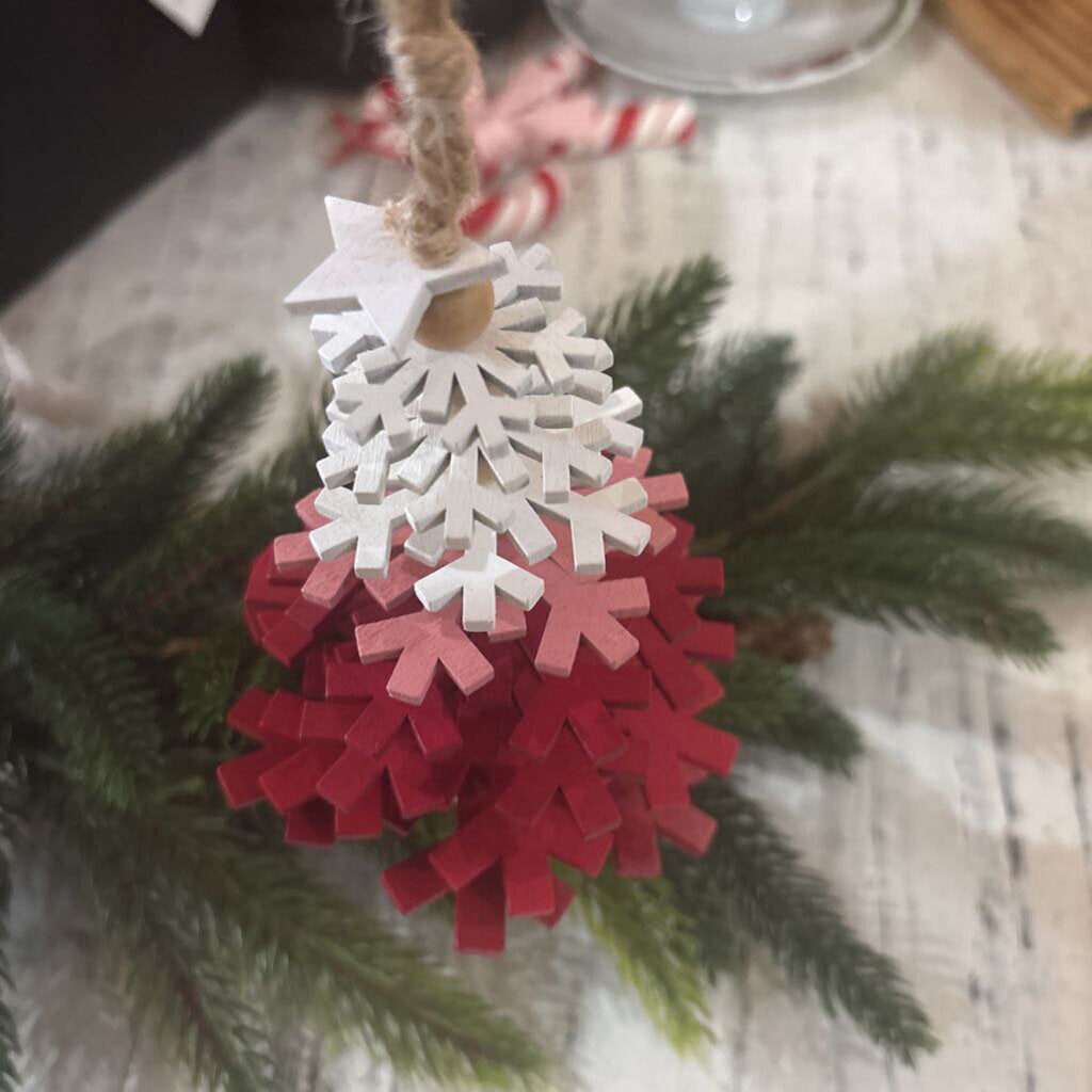 SNOWFLAKE TREE ORNAMENT