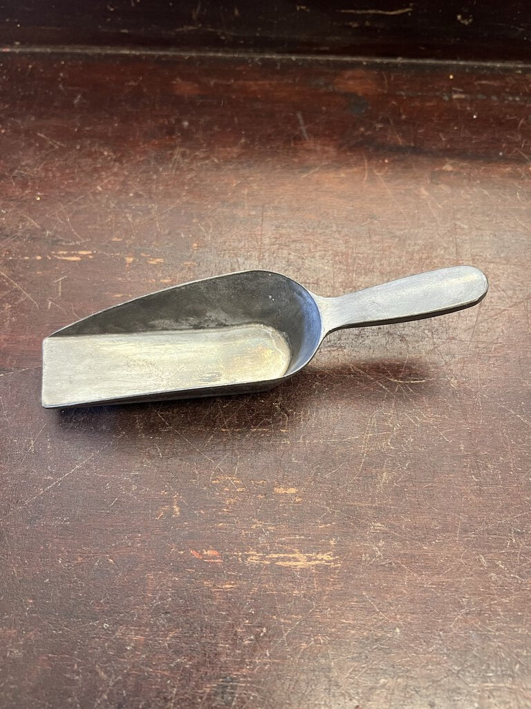 STAINLESS STEEL SCOOP