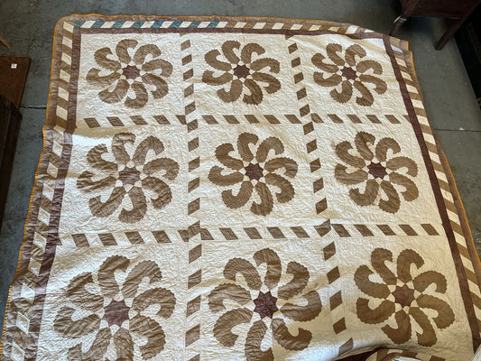 GEOMETRIC STAR QUILT