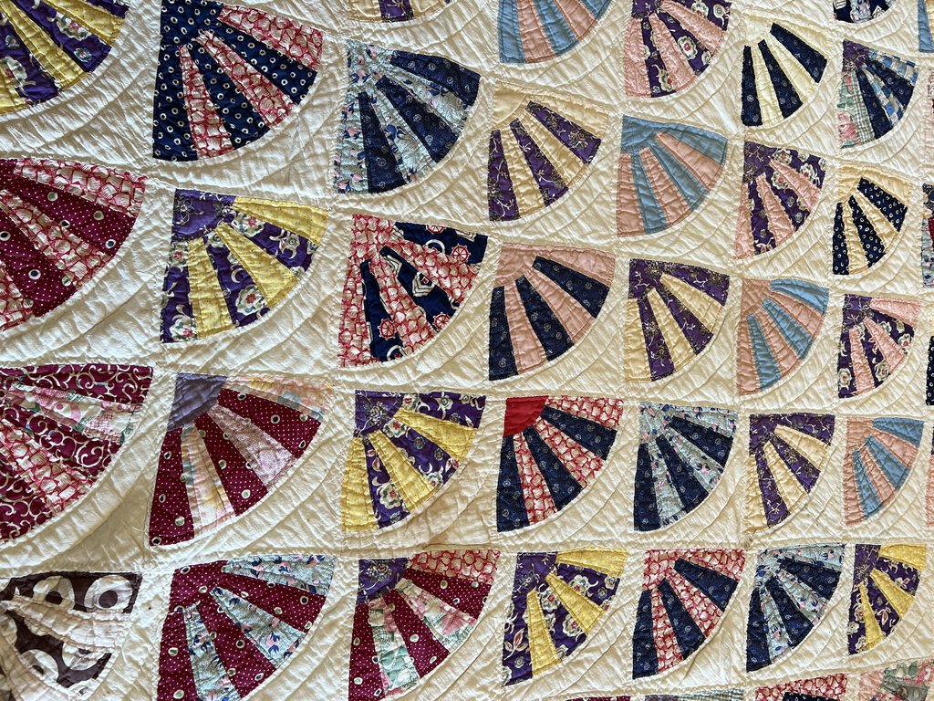 FAN QUILT LARGE FANS