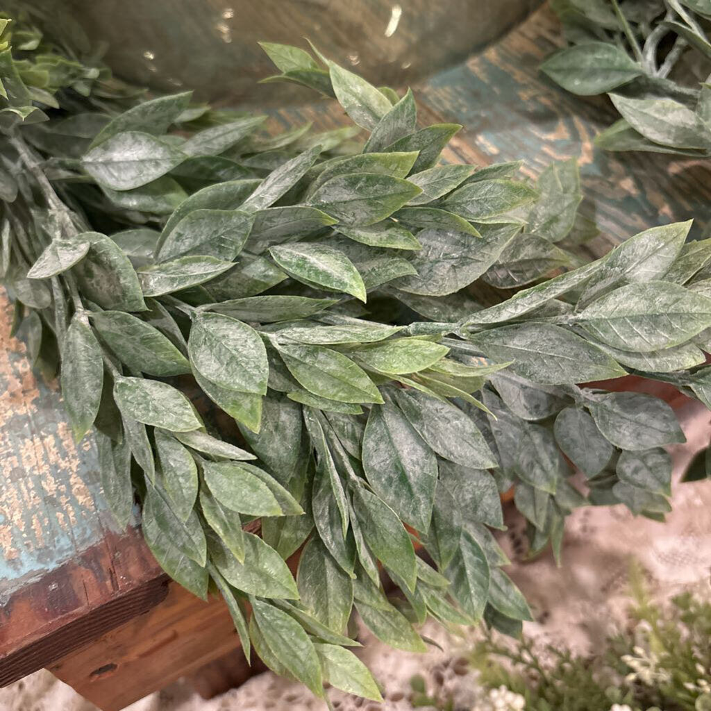 RAINWASHED LEAVES GARLAND