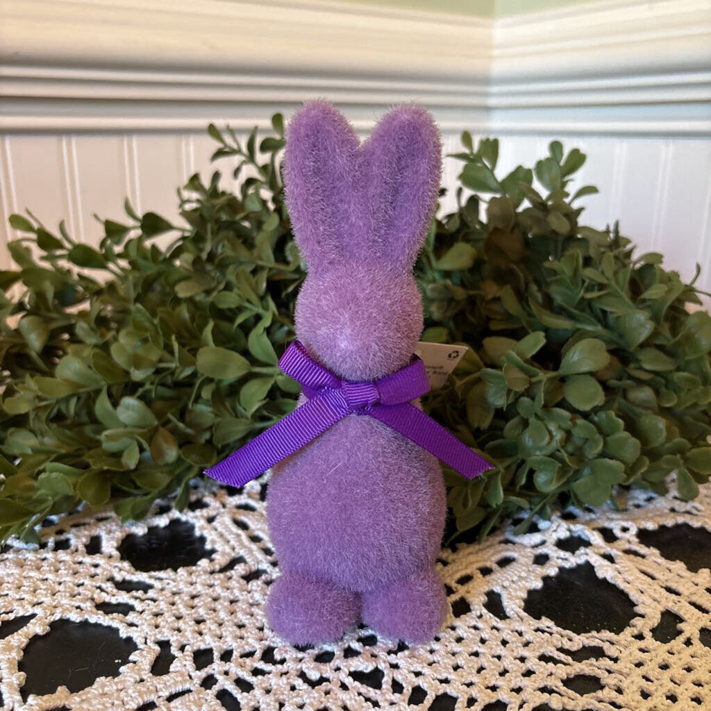 FLOCKED PEEP BUNNY