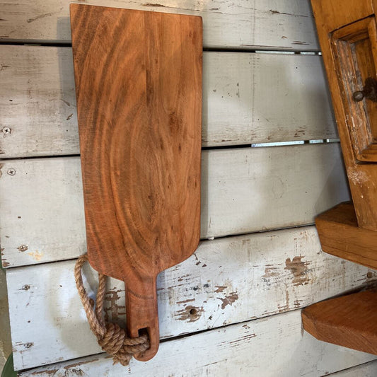 LIVE EDGE CUTTING BOARD
