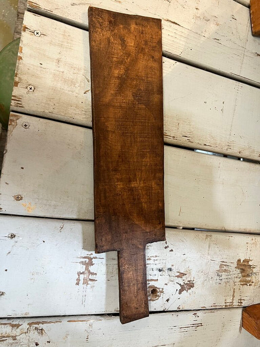 WOODEN CHEESE BOARD